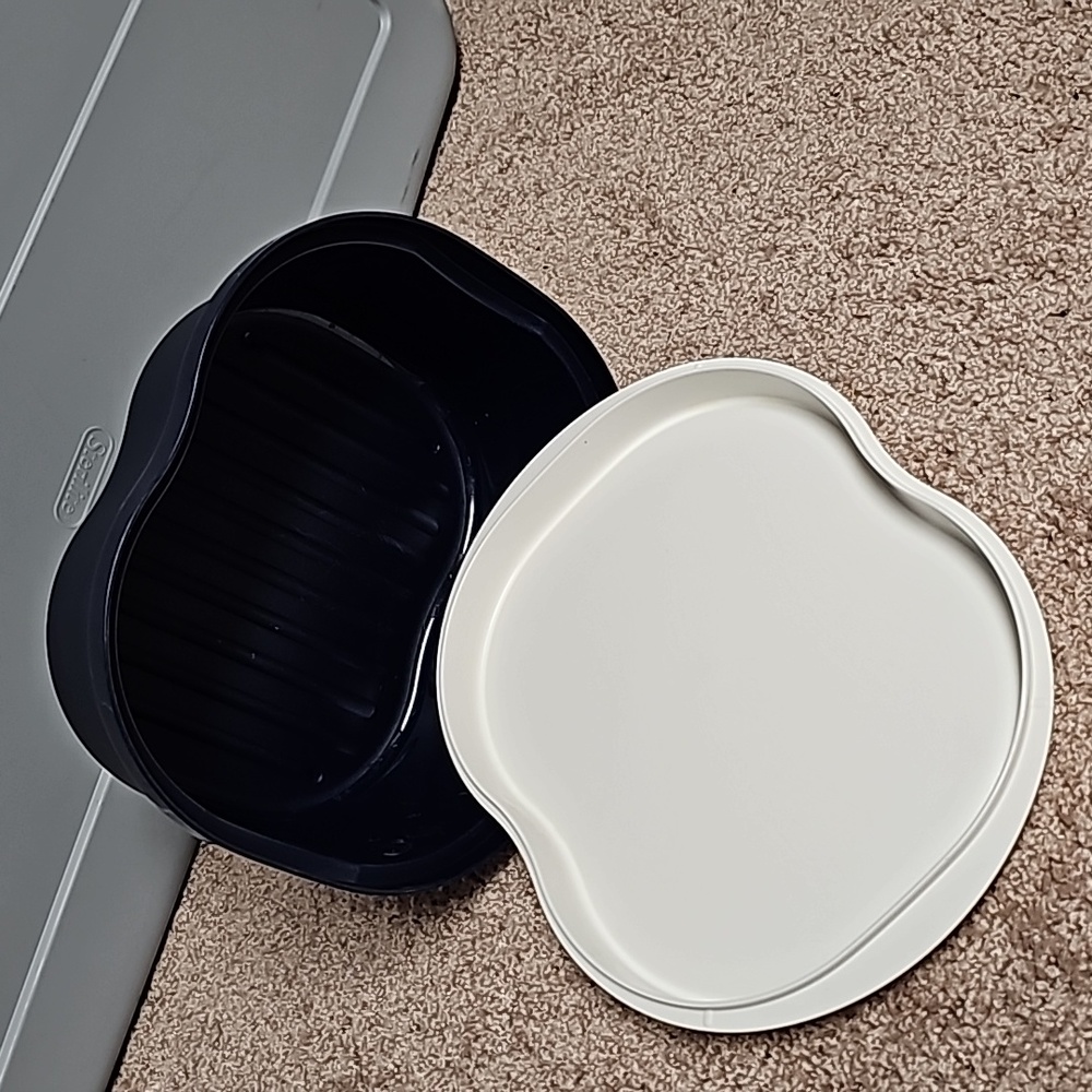 Tupperware Double Use Container - Picture 5 of 8